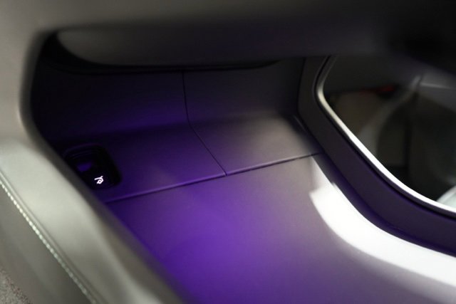 Used 2025 Aston Martin DBX 707 image 40