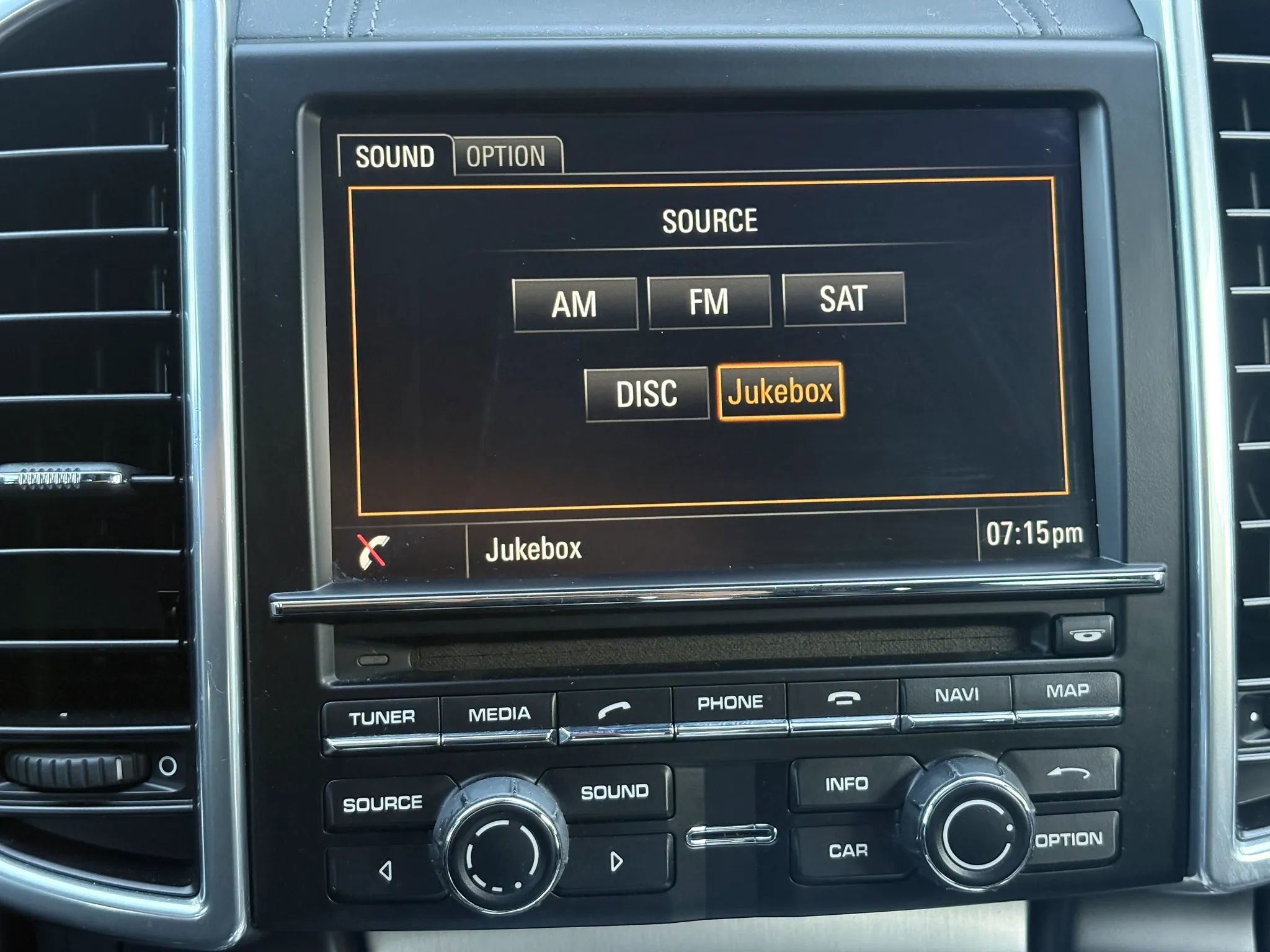 Used 2016 Porsche Cayenne GTS AWD/4WD image 22