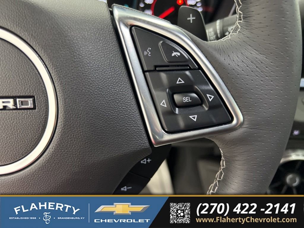 Used 2018 Chevrolet Camaro SS RWD image 22