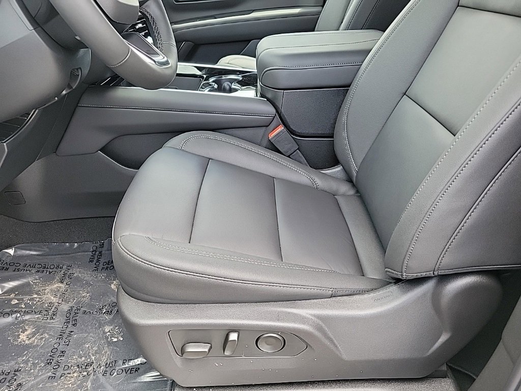 New 2025 Chevrolet Suburban Z71 w/ Z71 Off-Road Package image 9