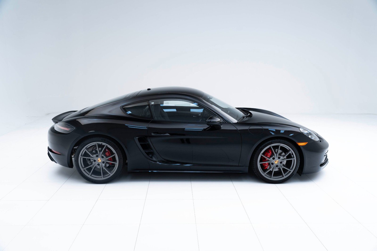 New 2025 Porsche 718 Cayman S image 8