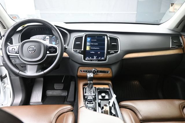 Used 2020 Volvo XC90 T6 Inscription w/ Protection Package Premier AWD/4WD image 9
