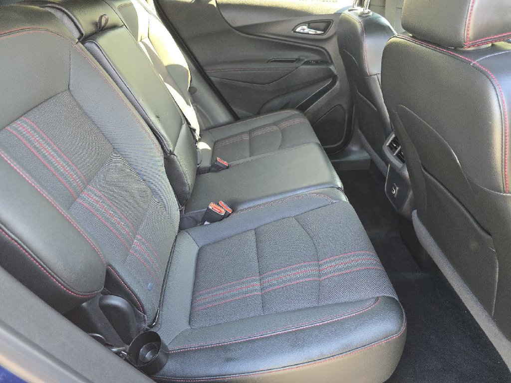 Used 2023 Chevrolet Equinox RS FWD image 17