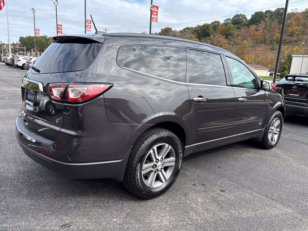 Used 2017 Chevrolet Traverse LT AWD/4WD image 5