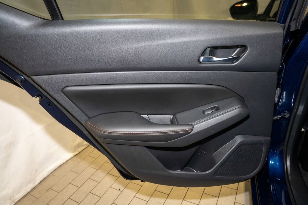 Certified 2021 Nissan Altima 2.5 SR image 9