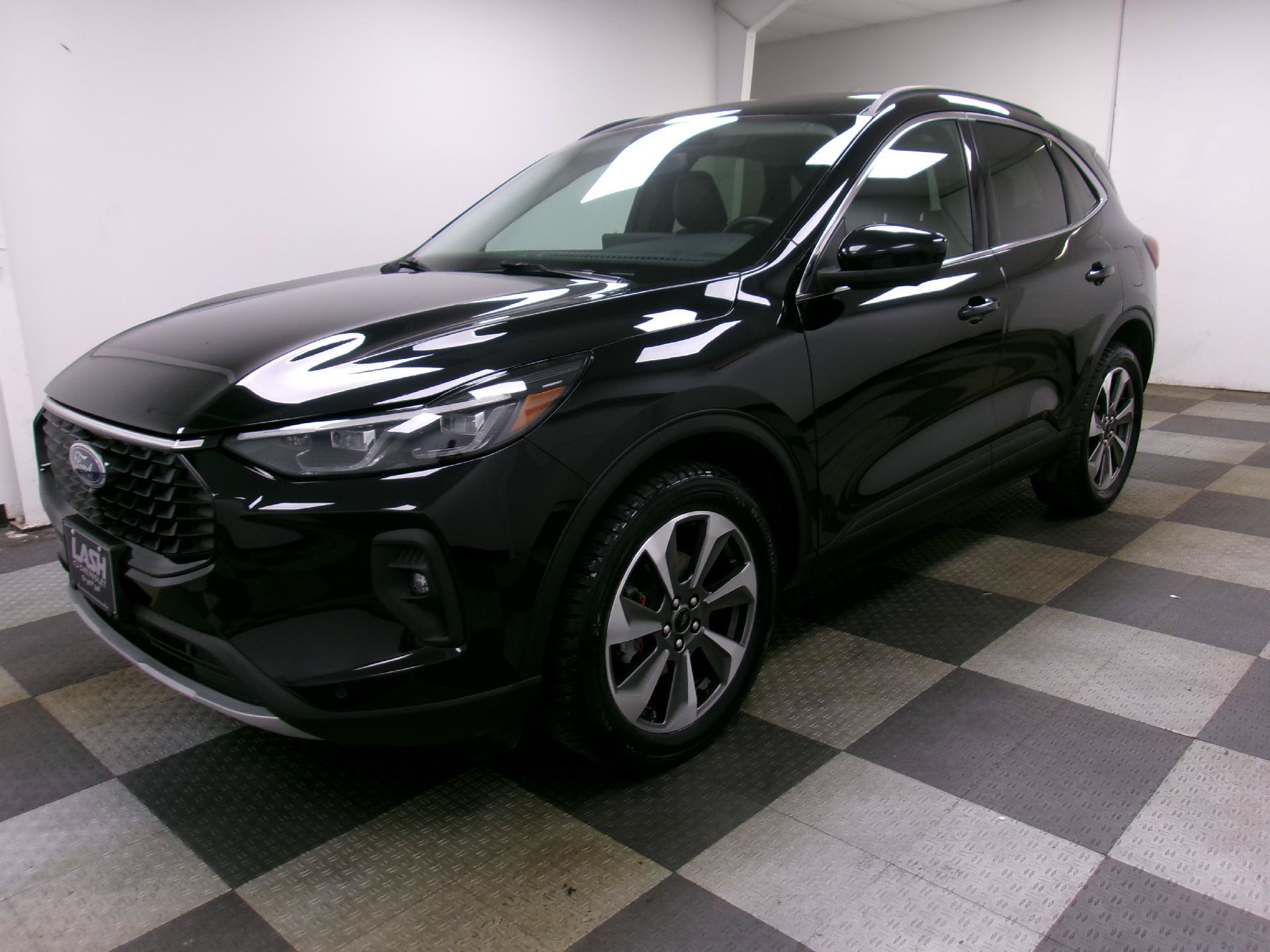Used 2024 Ford Escape Platinum