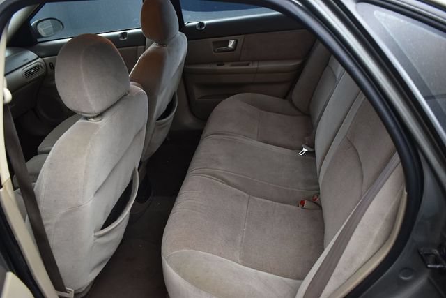 Used 2002 Ford Taurus SES FWD image 15