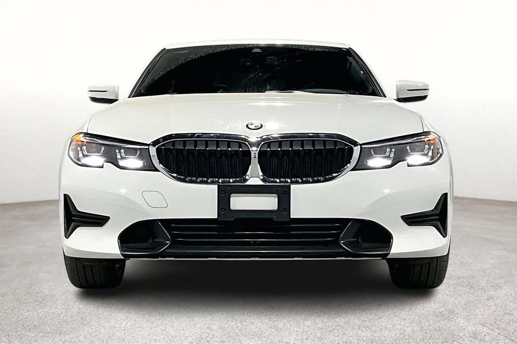 Used 2020 BMW 330i xDrive Sedan AWD/4WD image 4