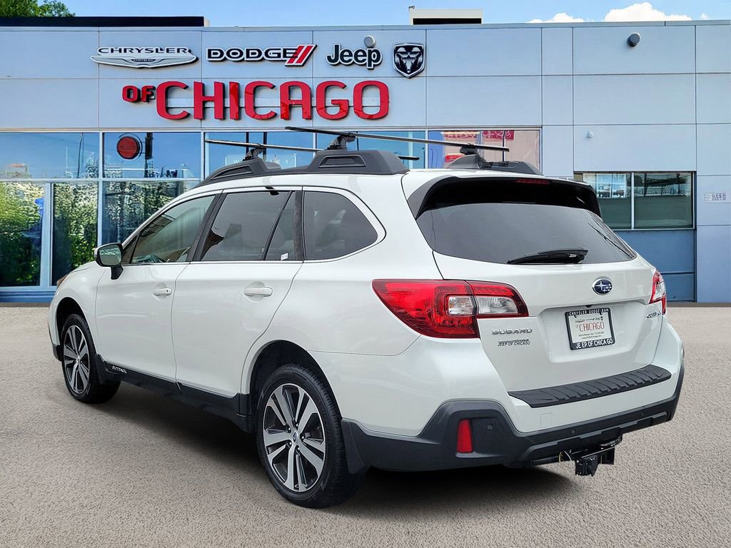 Used 2018 Subaru Outback 2.5i Limited image 3