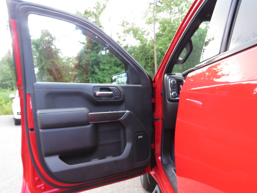 Used 2021 GMC Sierra 1500 AT4 w/ AT4 Preferred Package AWD/4WD image 9