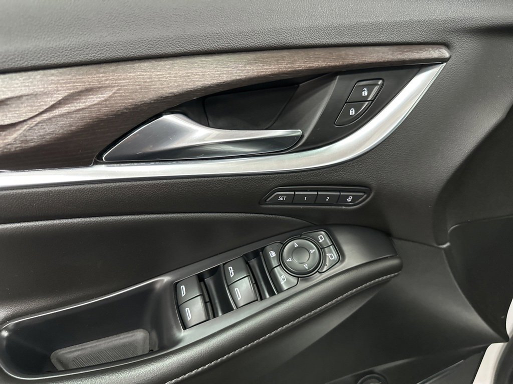 Used 2022 Buick Enclave Avenir w/ Avenir Technology Package image 19