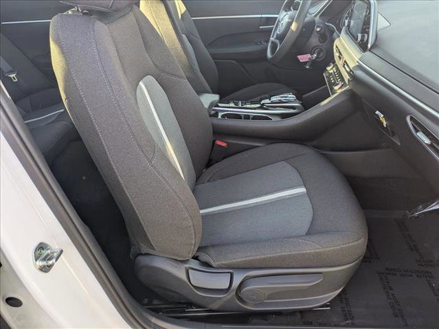 Used 2021 Hyundai Sonata SE w/ Cargo Package image 19