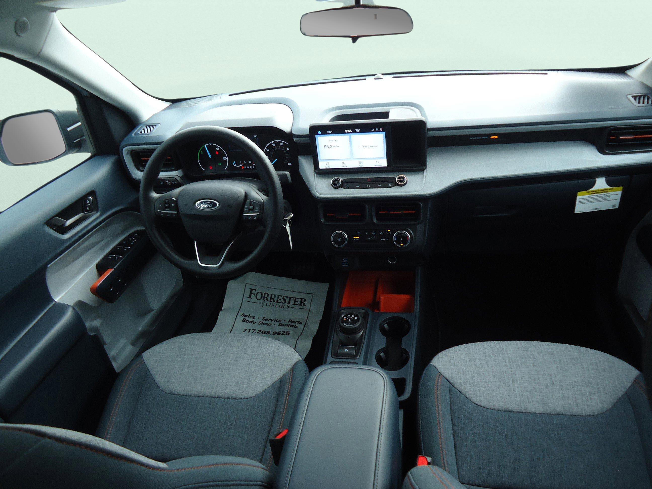 Used 2024 Ford Maverick XLT image 12