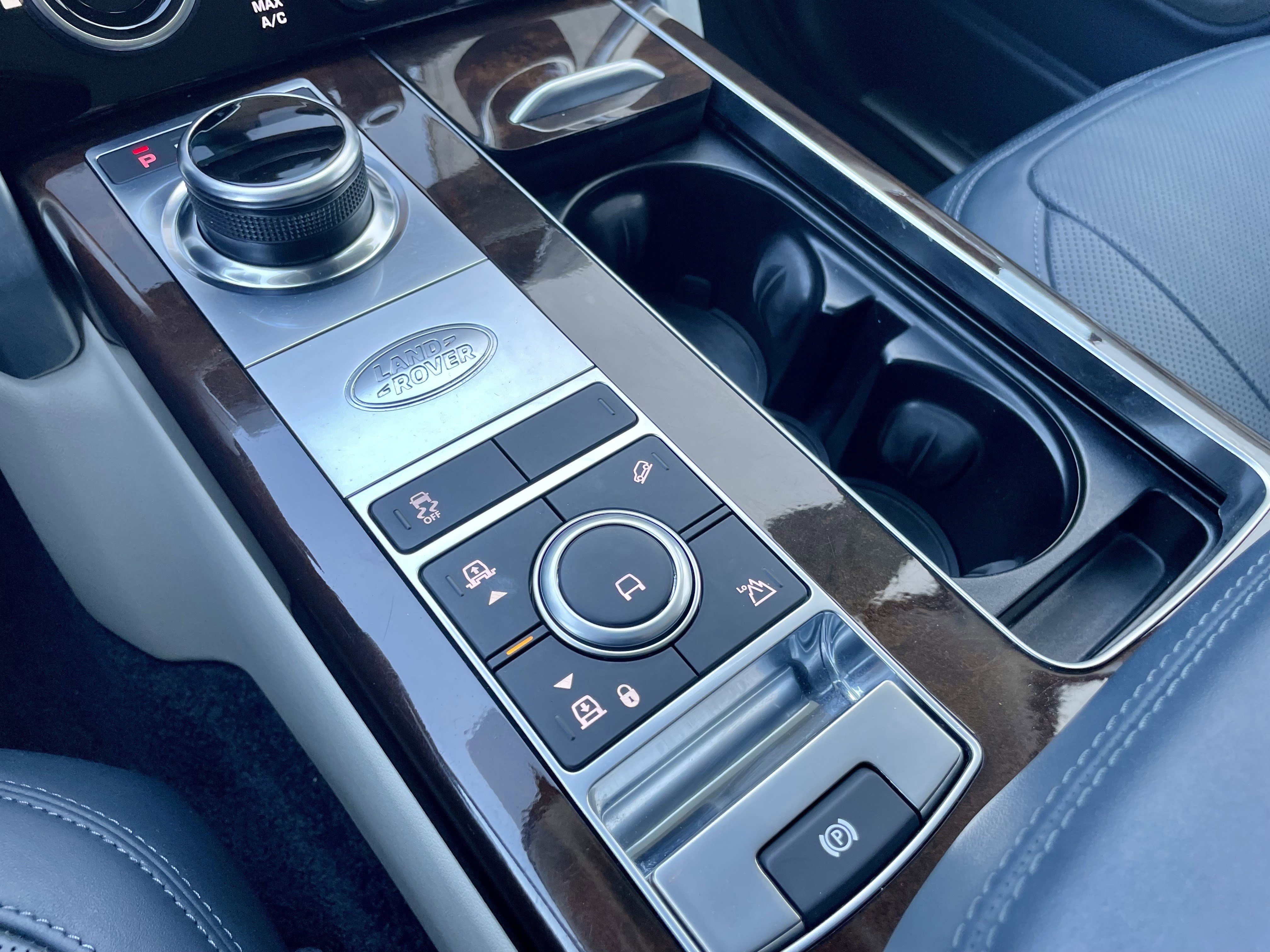 Used 2020 Land Rover Range Rover HSE image 20