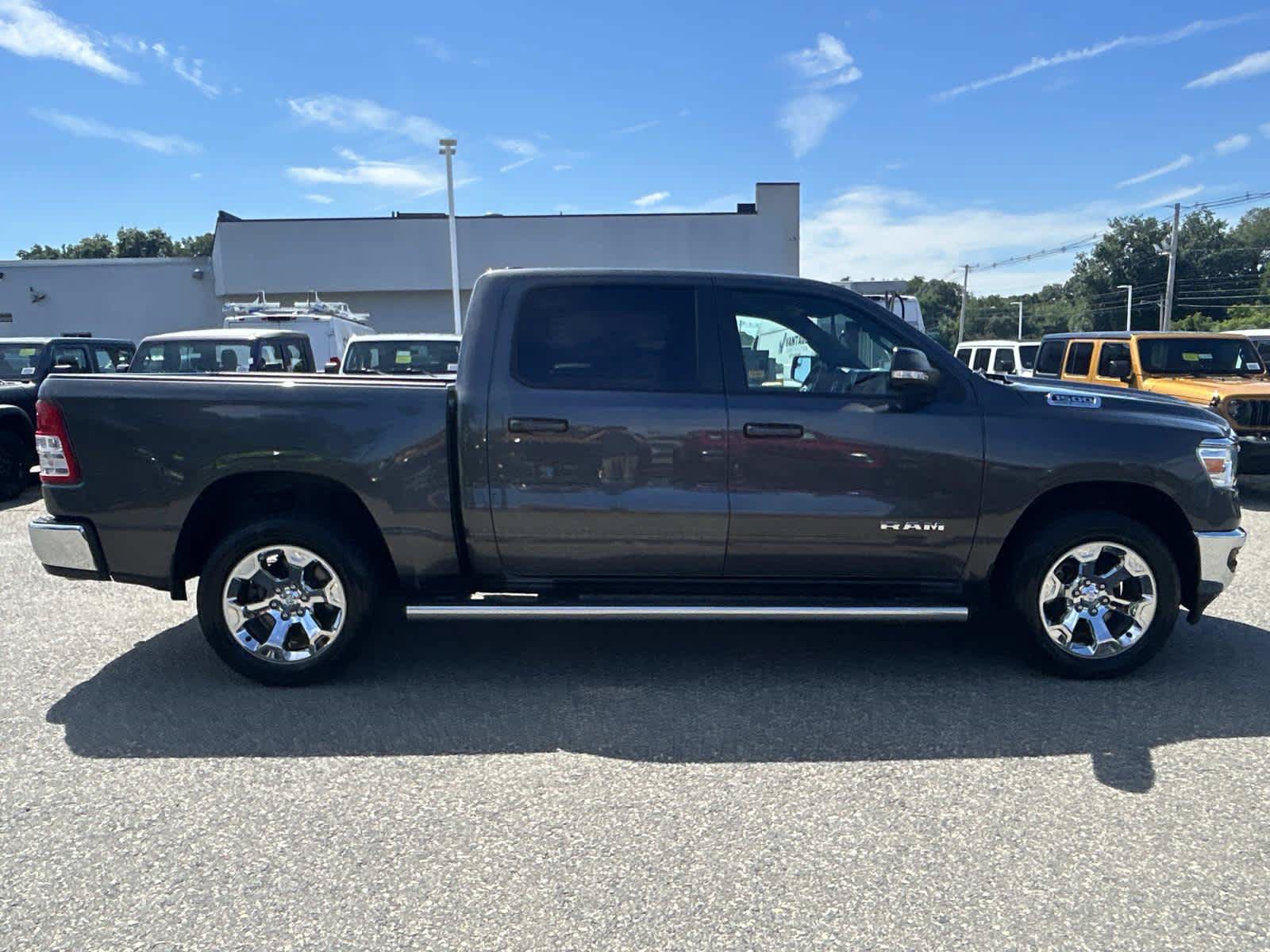 Used 2022 RAM 1500 Big Horn AWD/4WD image 2