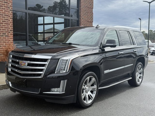 Used 2018 Cadillac Escalade Luxury image 1