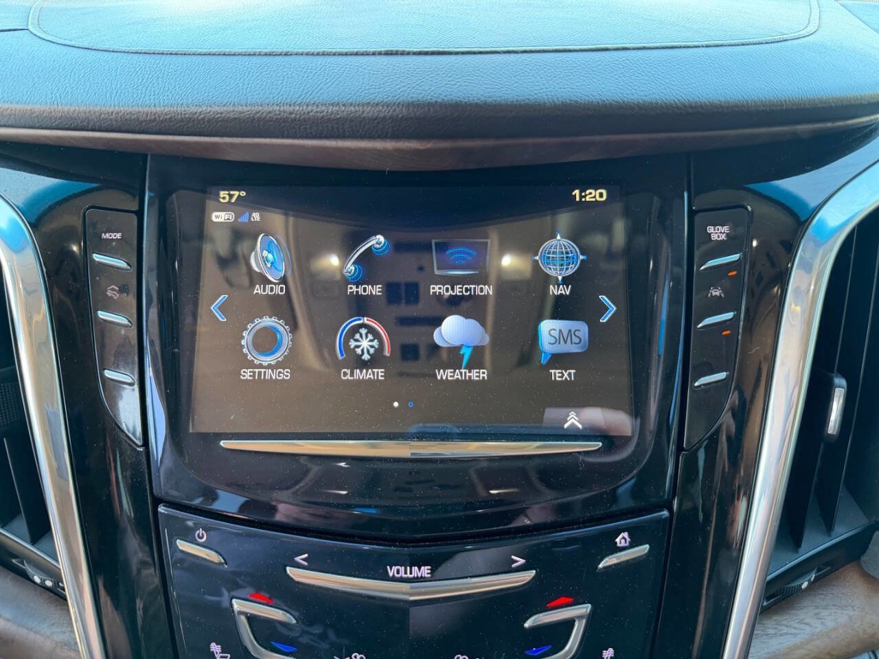 Used 2017 Cadillac Escalade ESV Luxury image 34