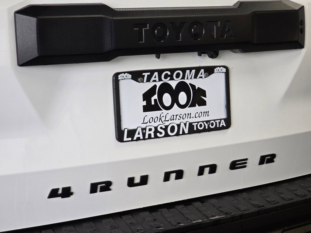 Used 2025 Toyota 4Runner SR5 image 14
