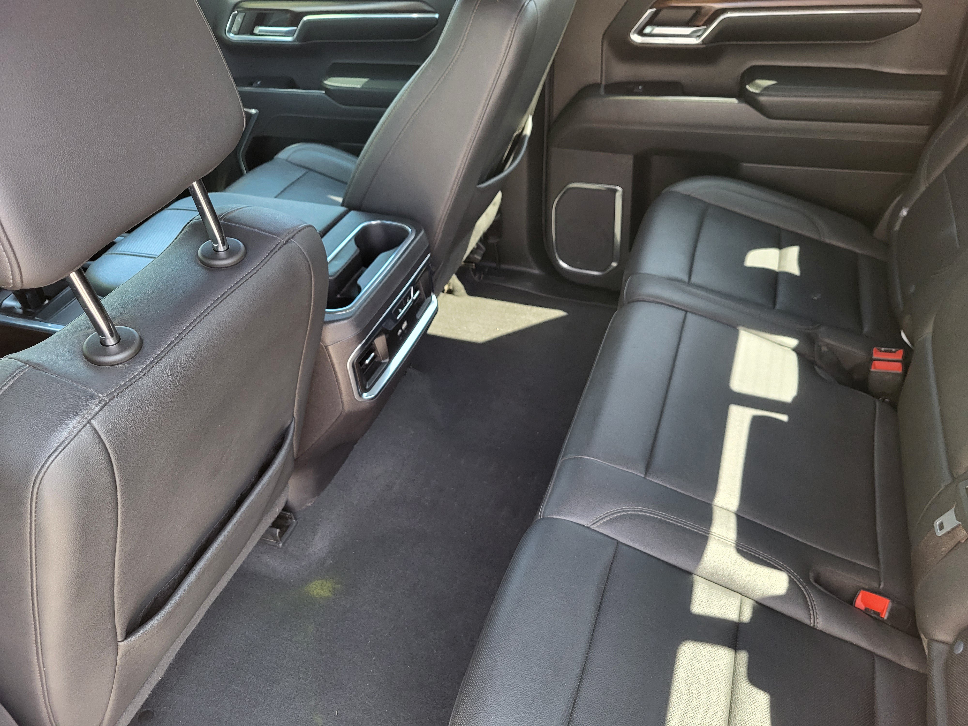 Used 2024 GMC Sierra 1500 SLT w/ SLT Premium Plus Package AWD/4WD image 24