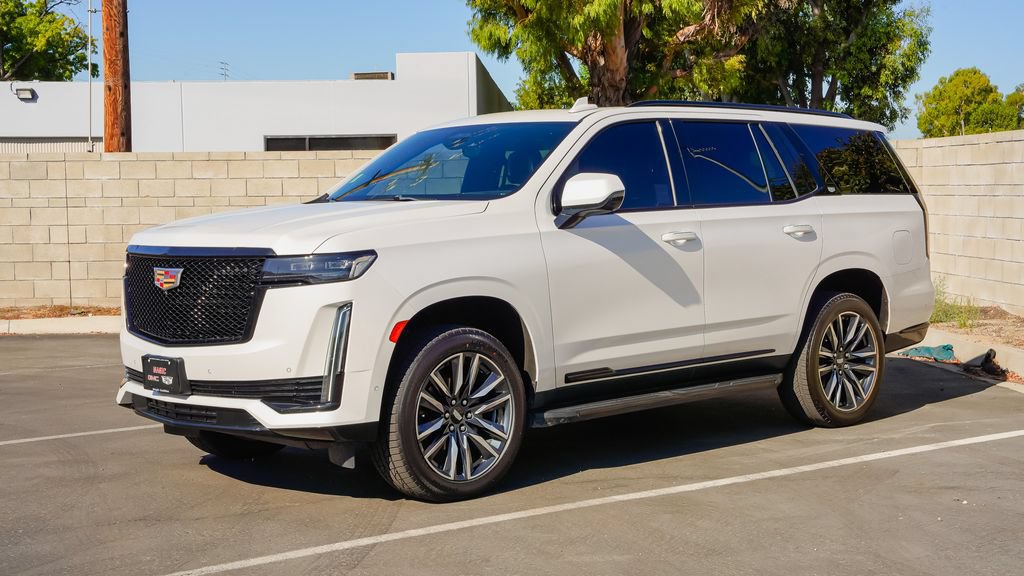 Used 2021 Cadillac Escalade Sport Platinum AWD/4WD image 3