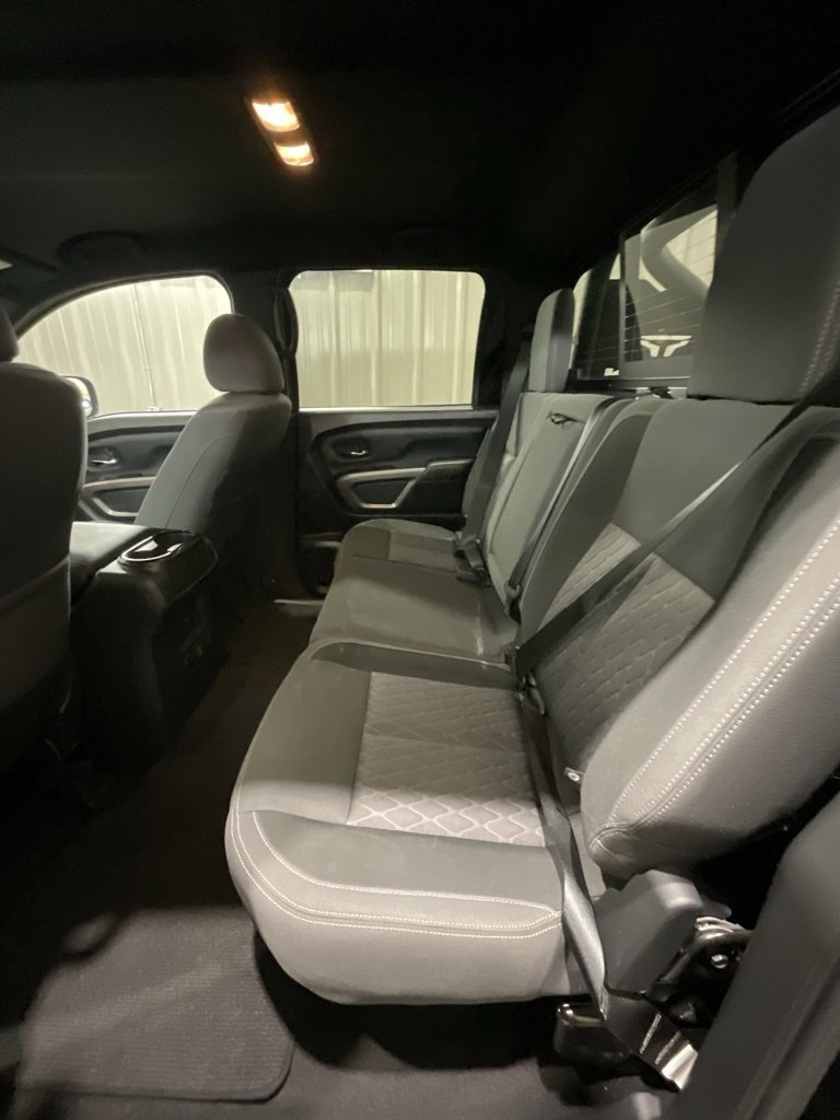 Used 2024 Nissan Titan SV w/ SV Bronze Edition Package image 11