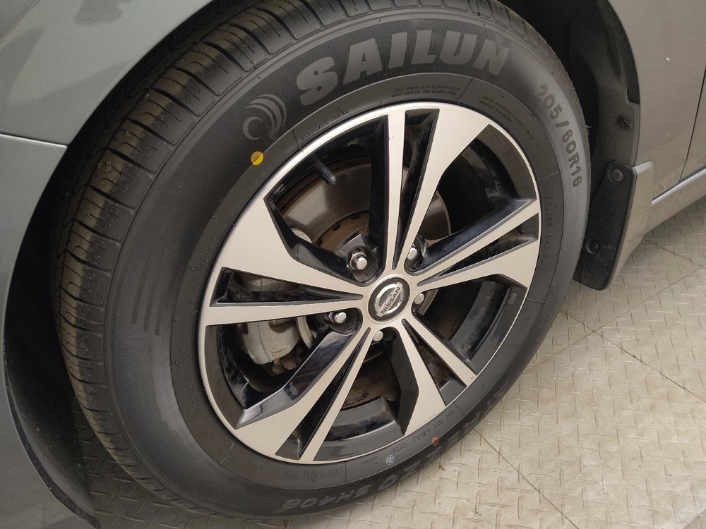 Used 2021 Nissan Sentra SV FWD image 31