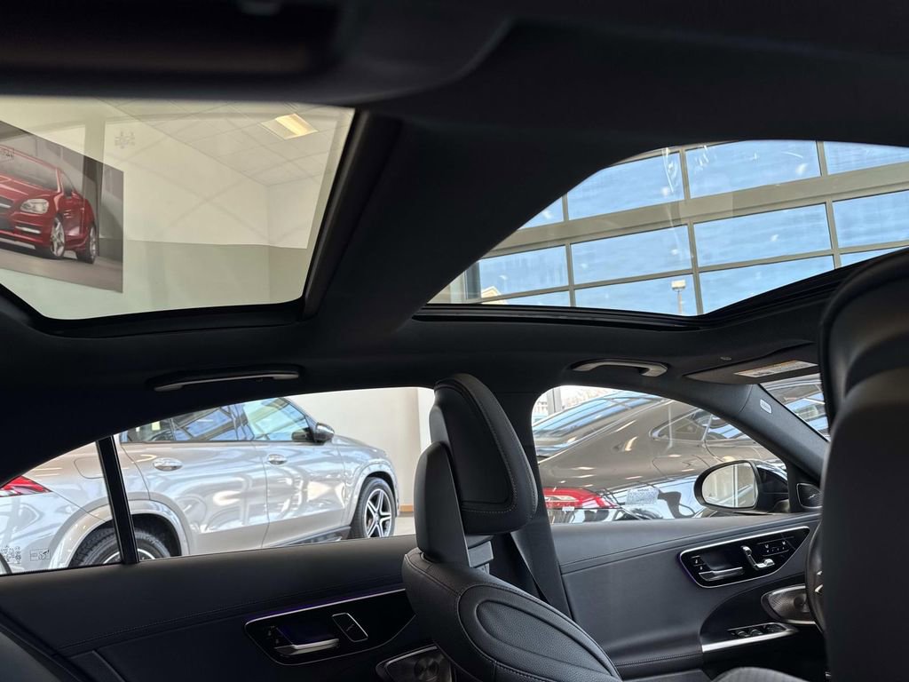 Used 2024 Mercedes-Benz C 300 Sedan image 10