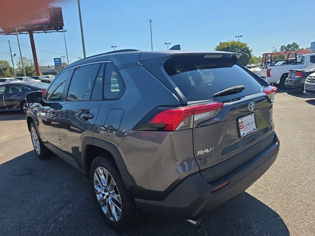 Certified 2022 Toyota RAV4 XLE Premium FWD image 7