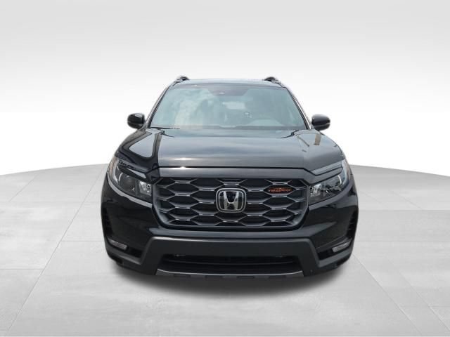 Used 2023 Honda Passport TrailSport image 3
