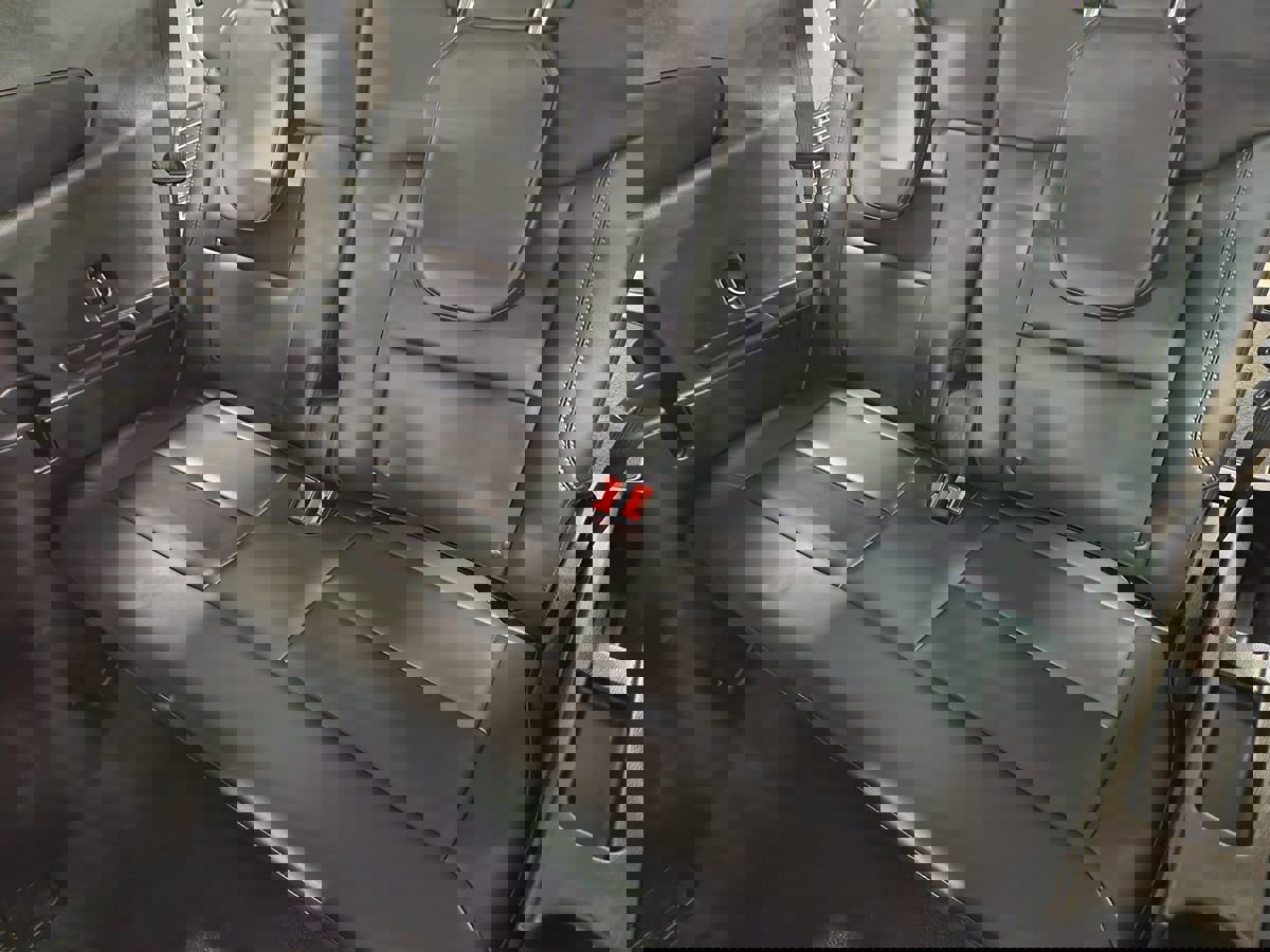 Used 2021 Ford Explorer XLT w/ Equipment Group 202A image 52