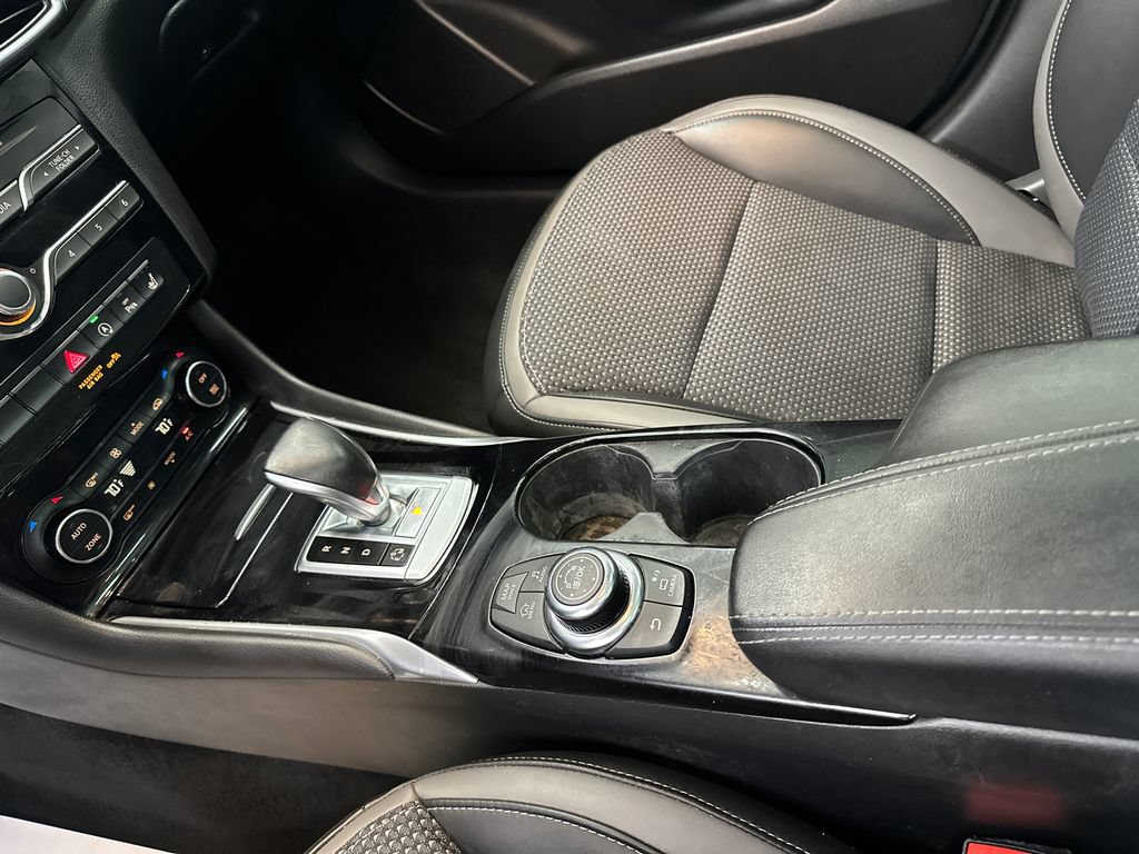 Used 2019 INFINITI QX30 AWD w/ Navigation Package image 31