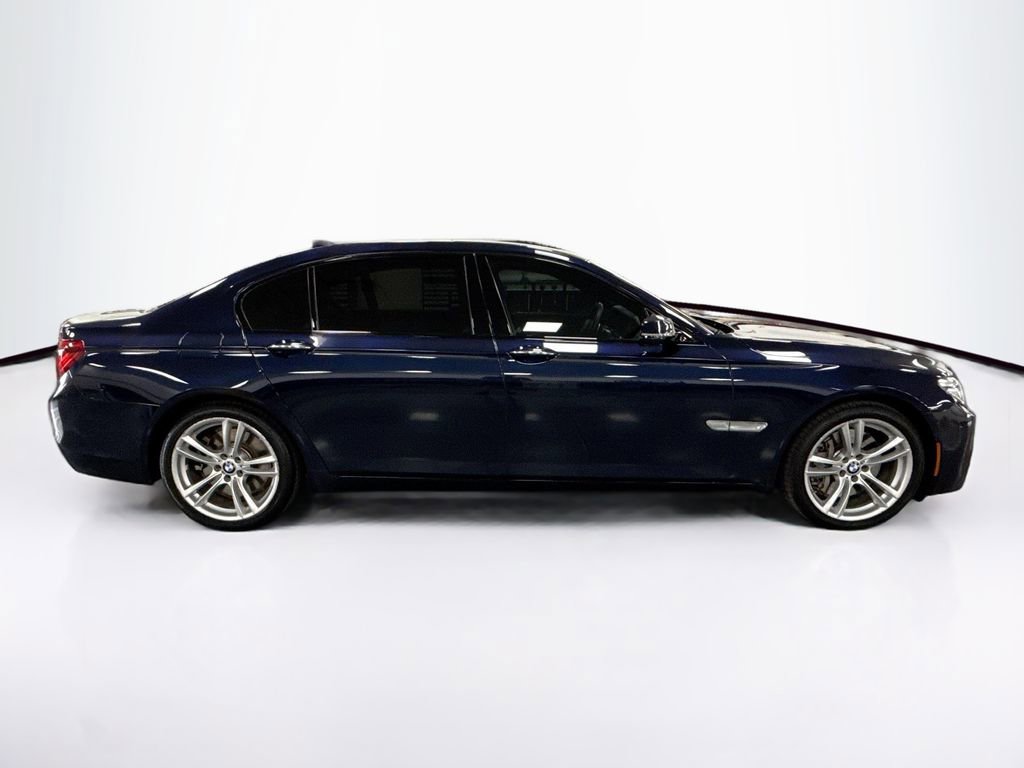 Used 2015 BMW 750Li image 4