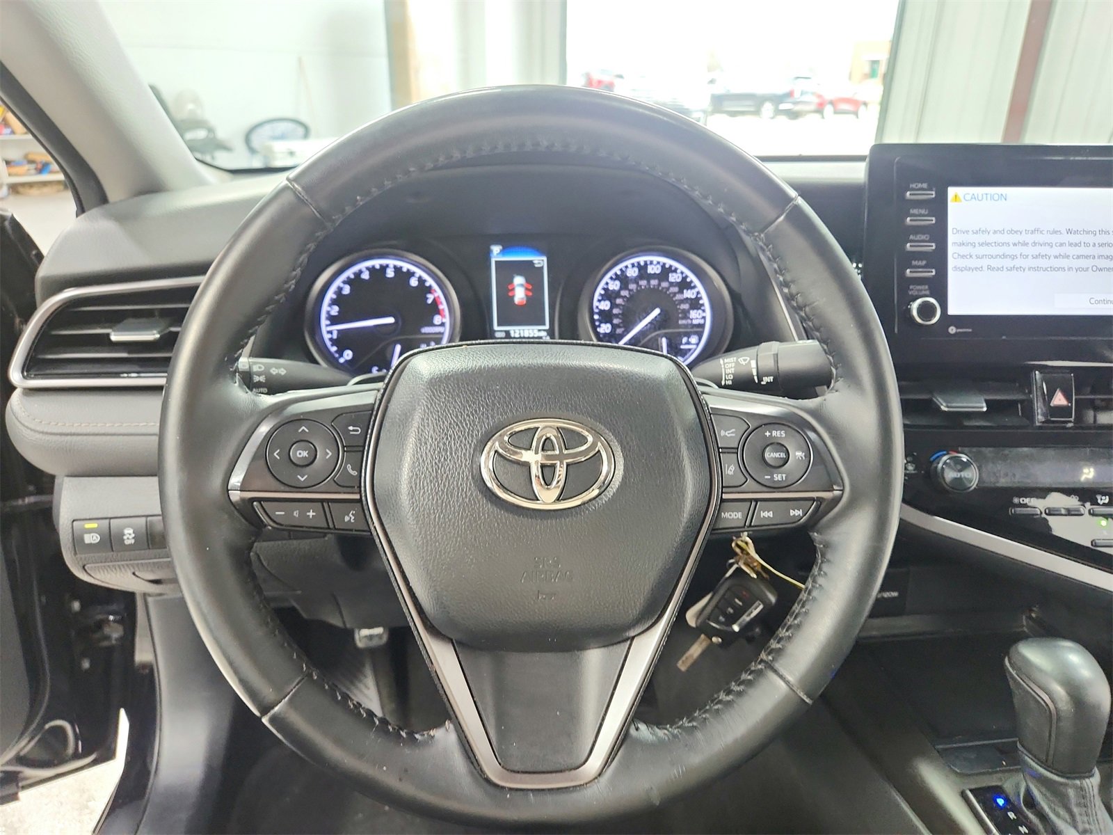 Used 2023 Toyota Camry SE image 22
