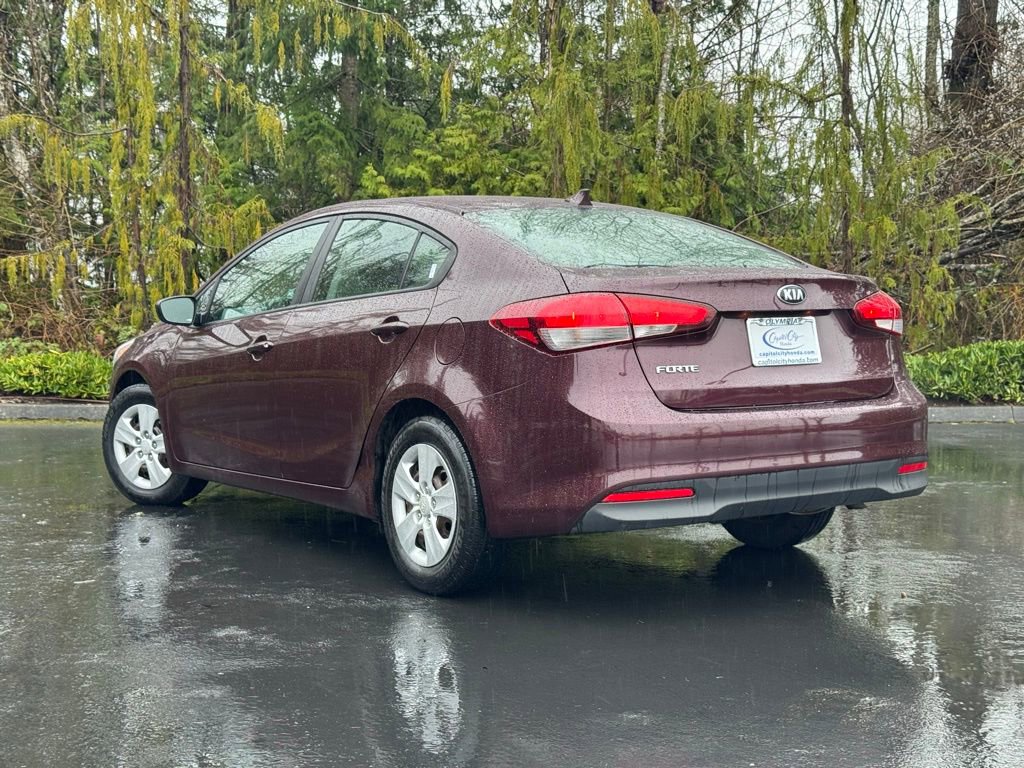 Used 2018 Kia Forte LX FWD image 5