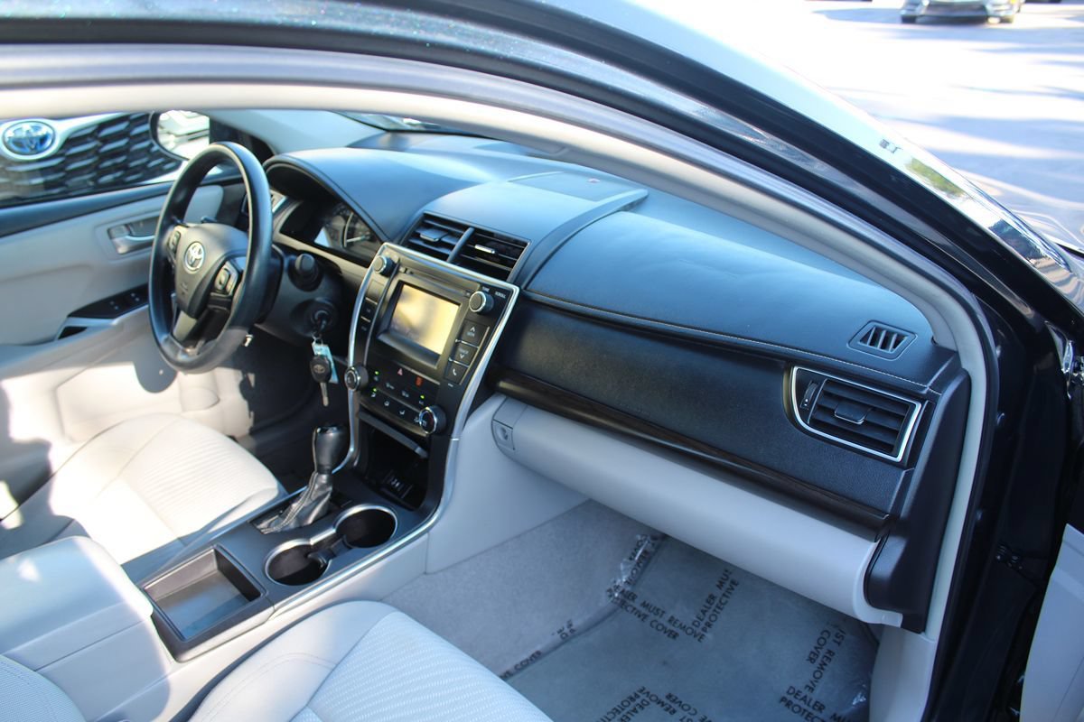 Used 2015 Toyota Camry LE FWD image 18