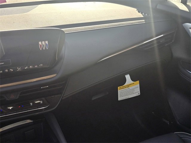 New 2026 Buick Envision Avenir image 16