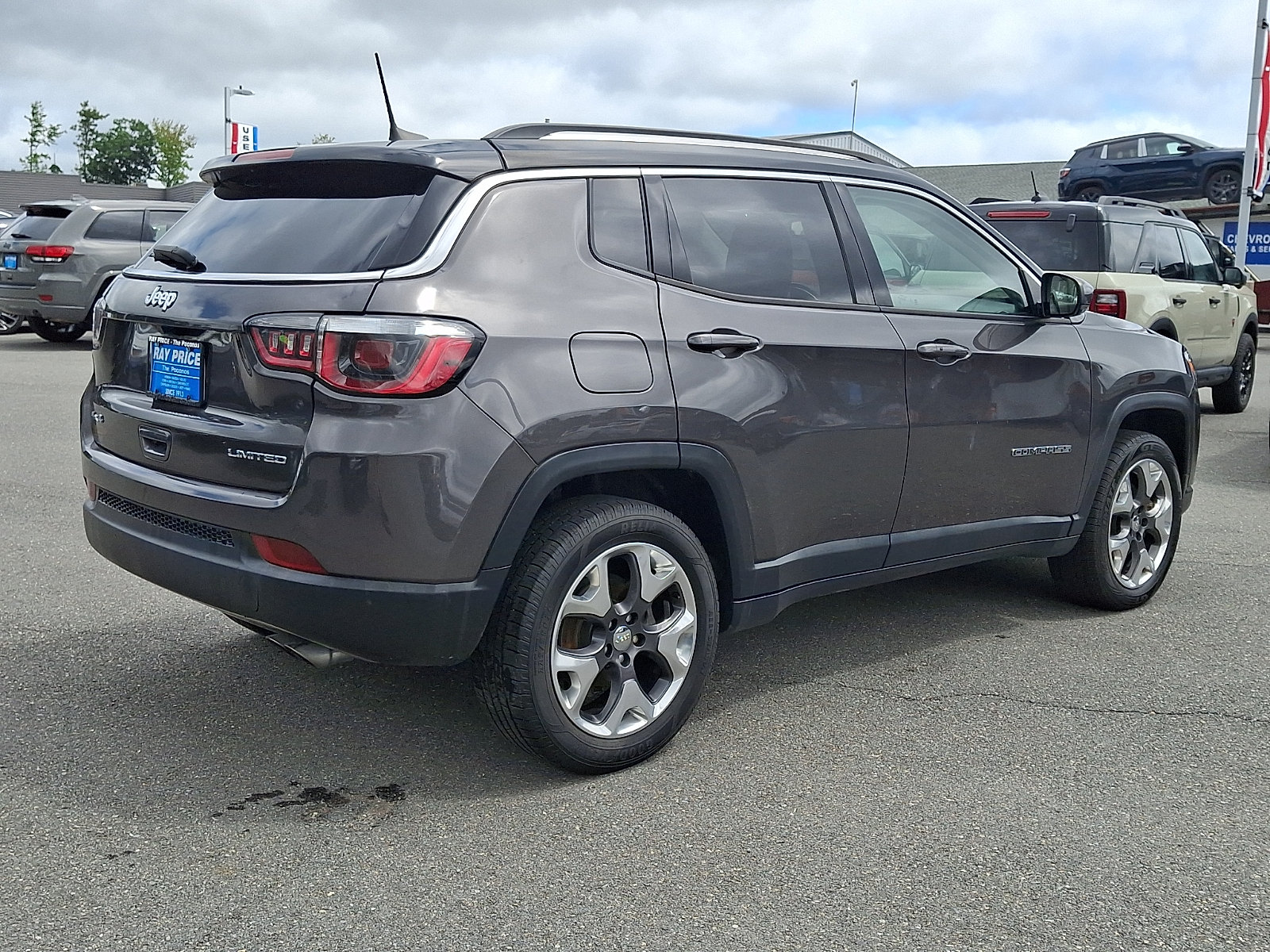 Used 2019 Jeep Compass Limited AWD/4WD image 6