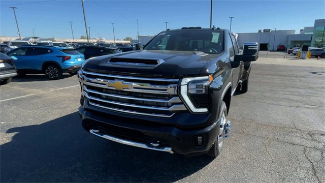 New 2026 Chevrolet Silverado 3500 High Country w/ Technology Package image 5