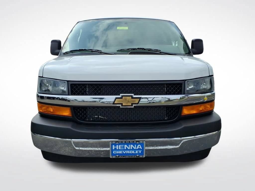 New 2026 Chevrolet Express 2500 w/ Driver Convenience Package RWD image 9