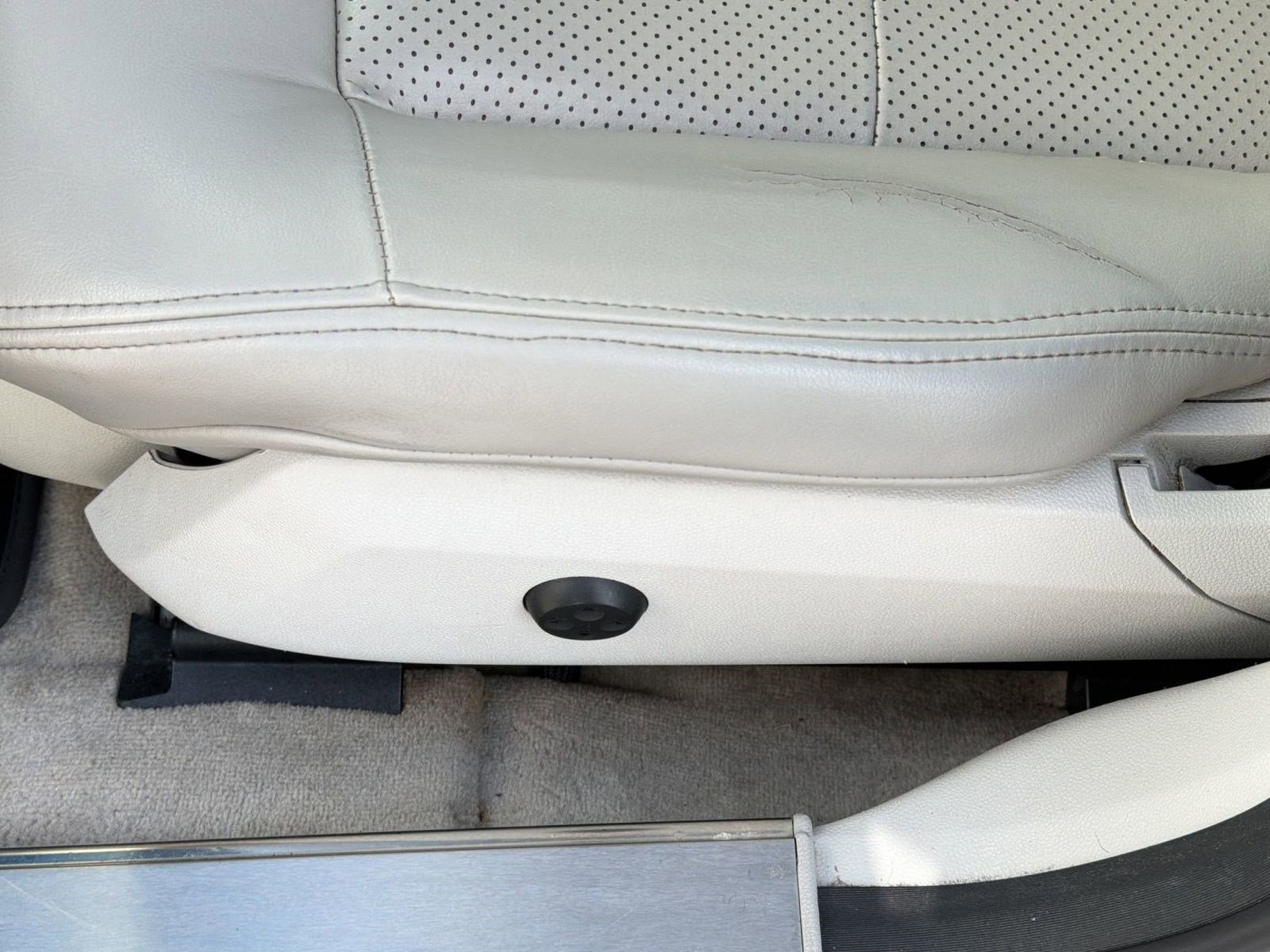 Used 2014 Mercedes-Benz E 350 Sedan image 13