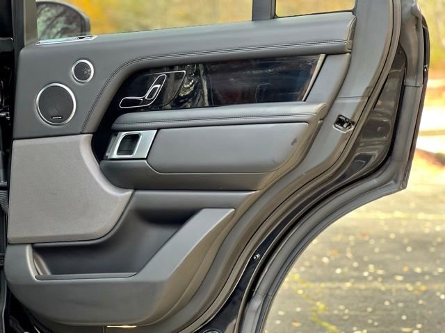 Used 2019 Land Rover Range Rover Supercharged image 19