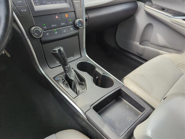 Used 2017 Toyota Camry SE w/ Protection Package (Q2) FWD image 13