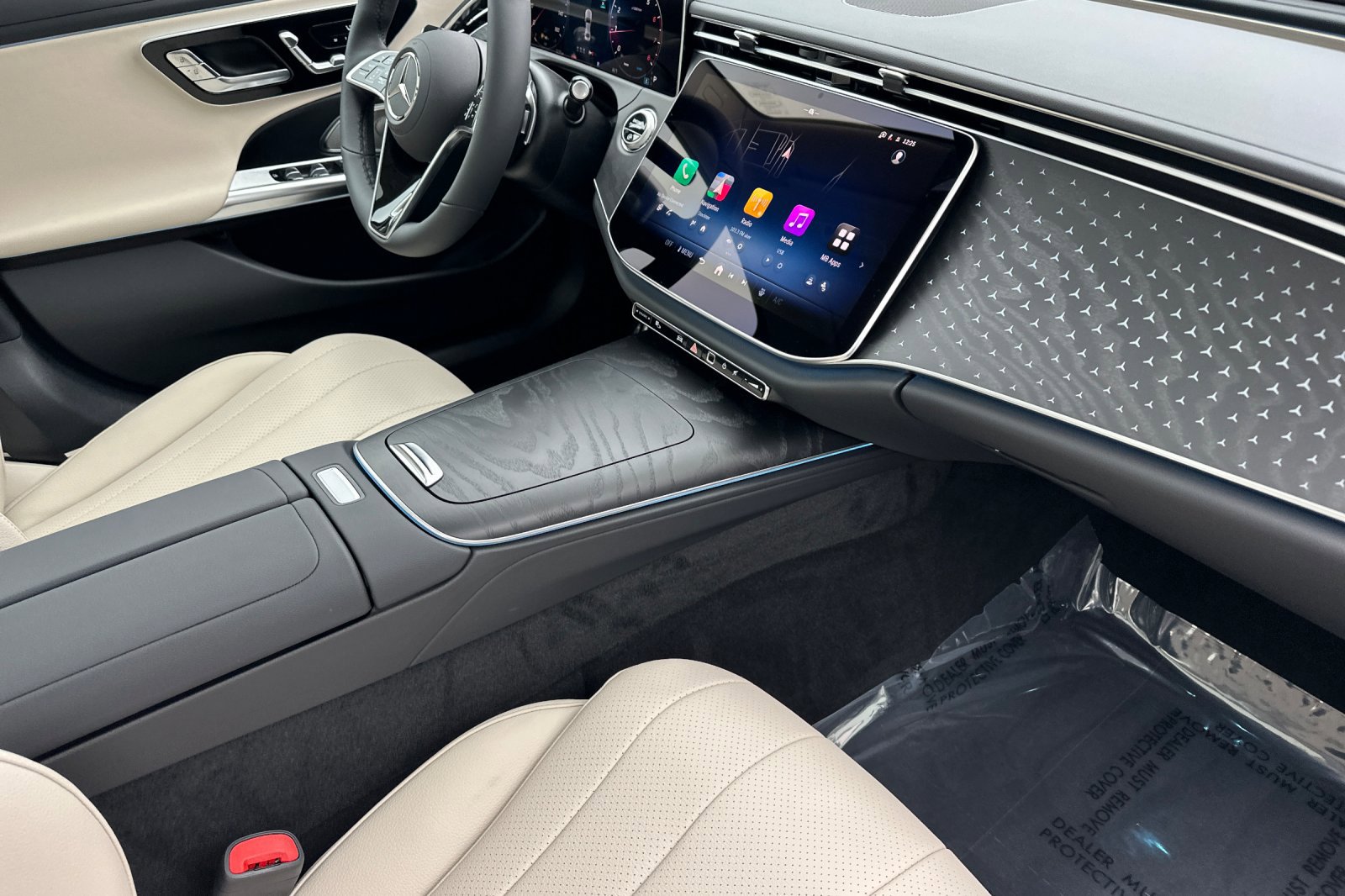 New 2026 Mercedes-Benz E 350 Sedan image 15