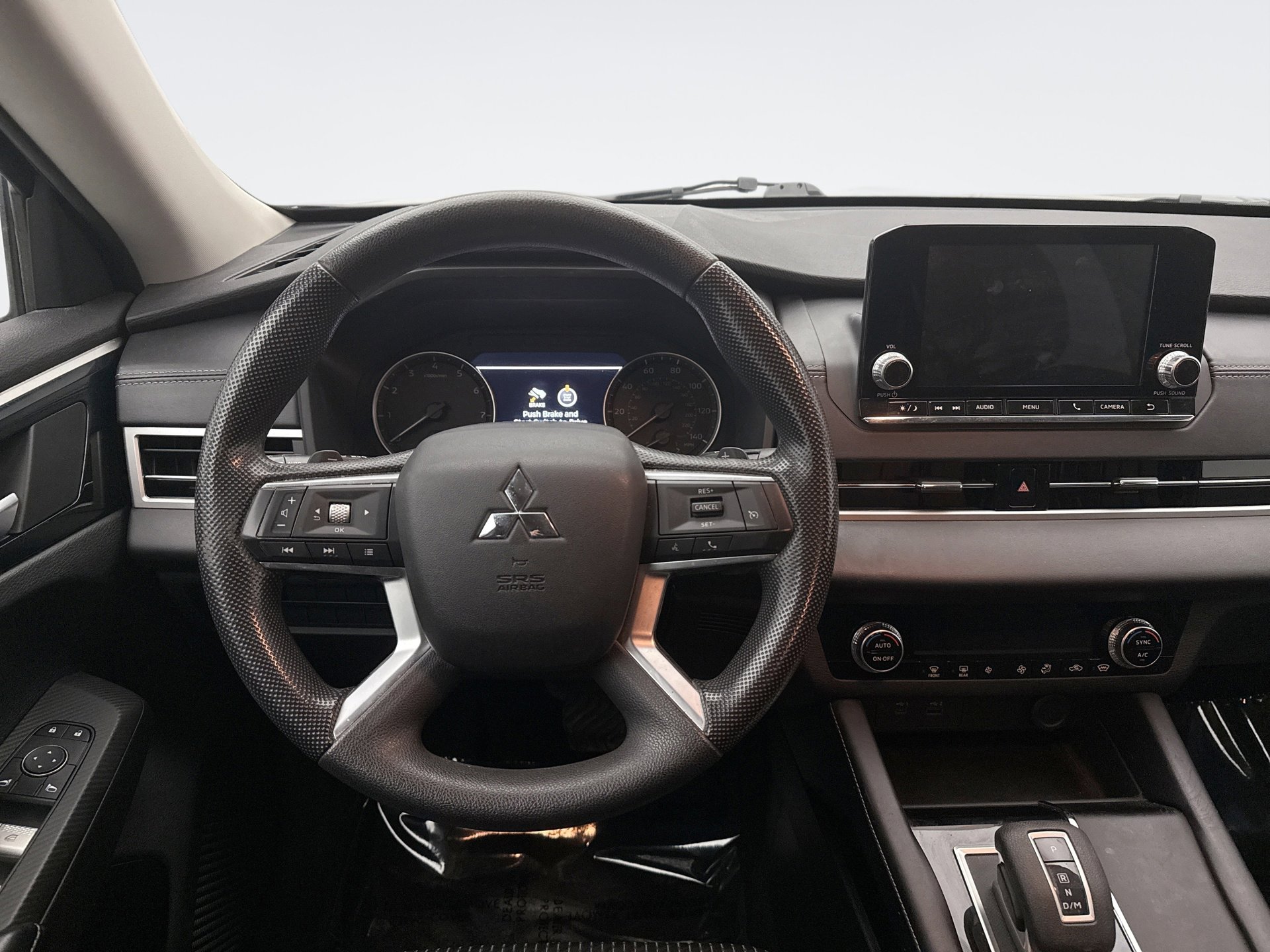 Used 2022 Mitsubishi Outlander ES image 12