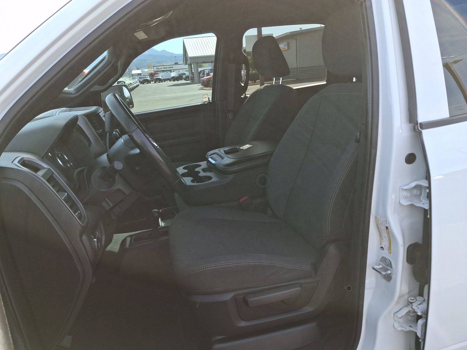 Certified 2022 RAM 2500 Tradesman AWD/4WD image 22