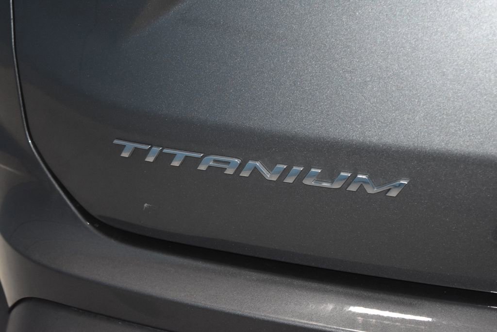 Used 2022 Ford Edge Titanium w/ Equipment Group 301A image 28