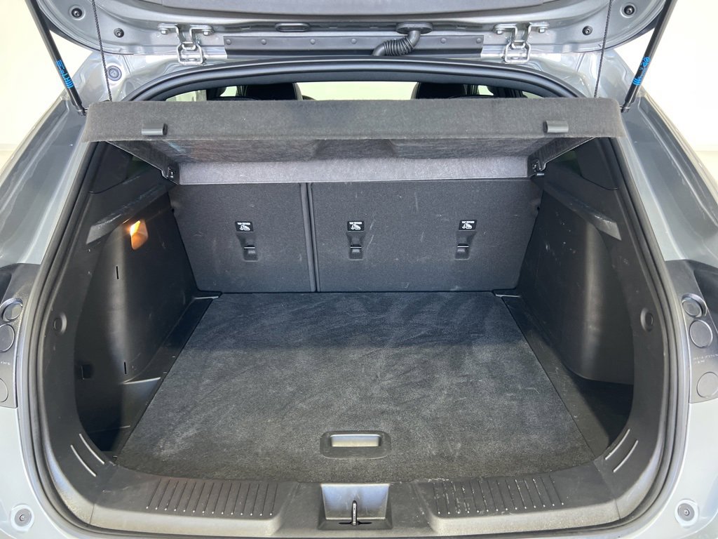 Used 2025 Chevrolet Trax RS w/ Sunroof Package image 23