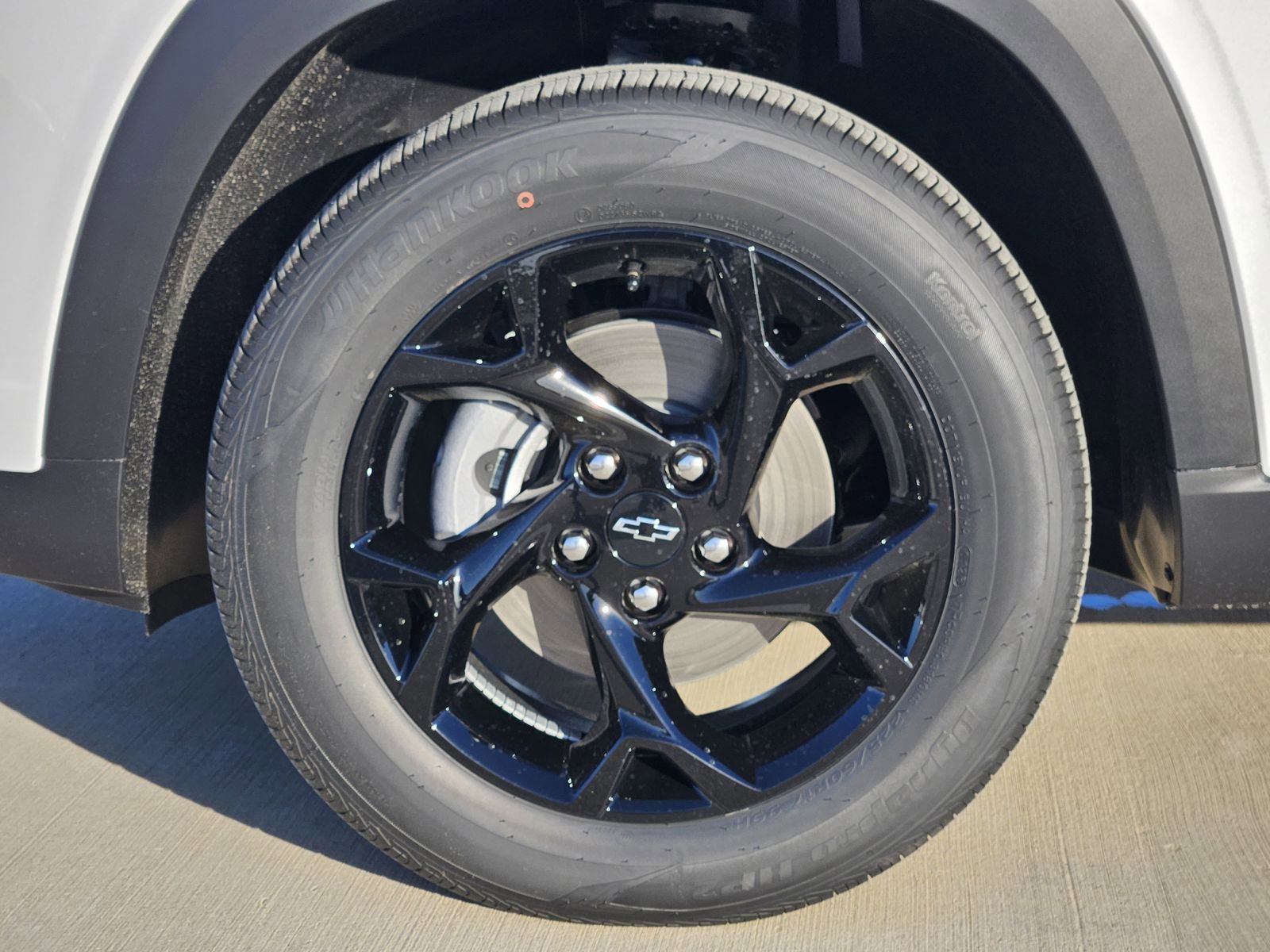 New 2026 Chevrolet Trax LT w/ Driver Confidence Package image 13