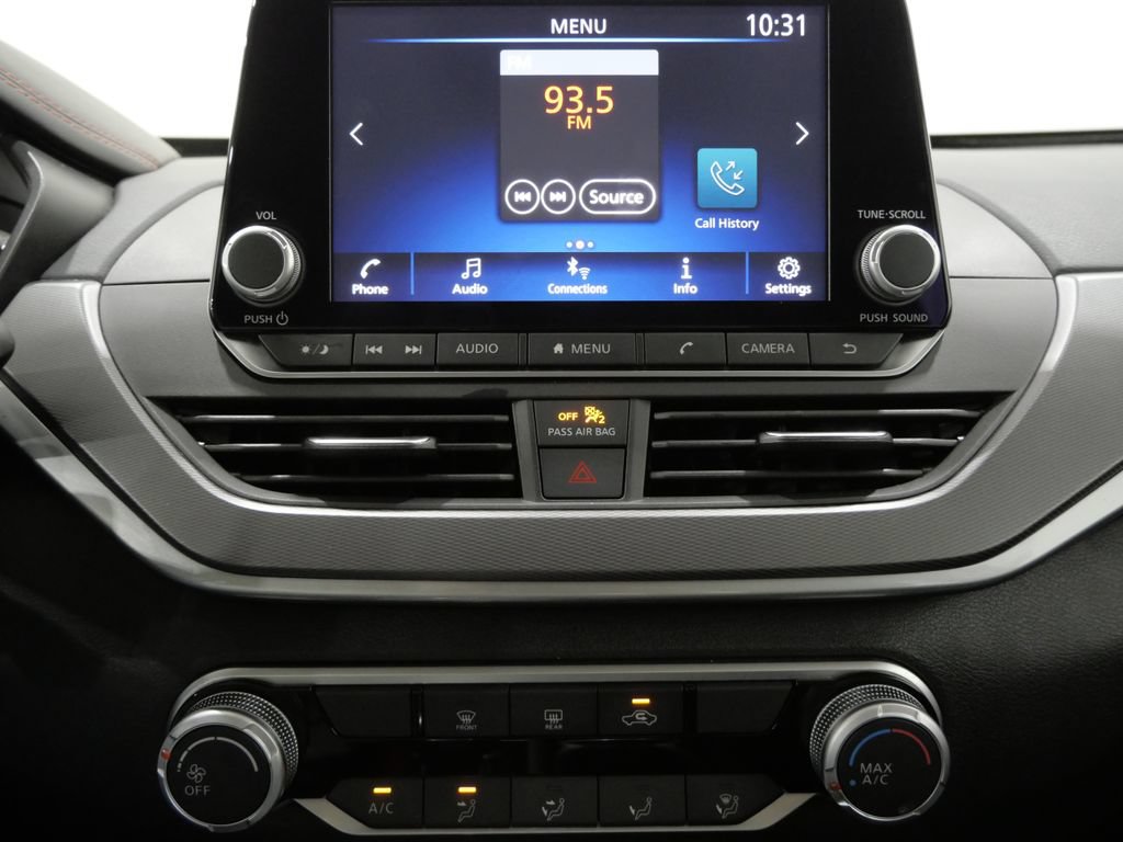 Used 2025 Nissan Altima 2.5 SR FWD image 19