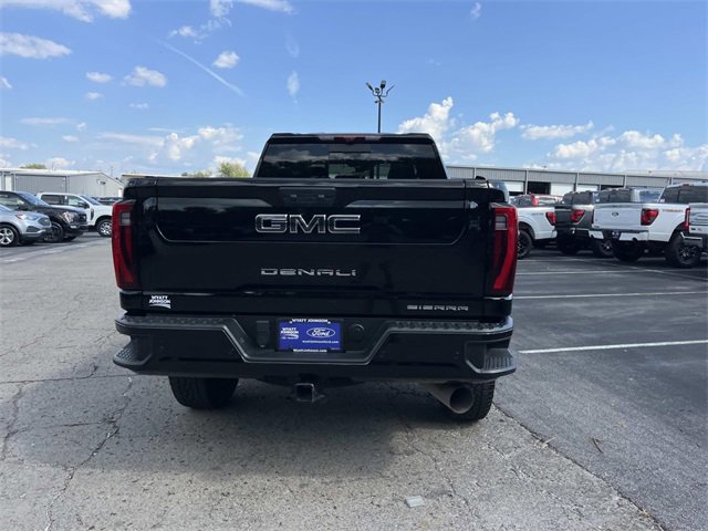 Used 2024 GMC Sierra 2500 Denali Ultimate image 4